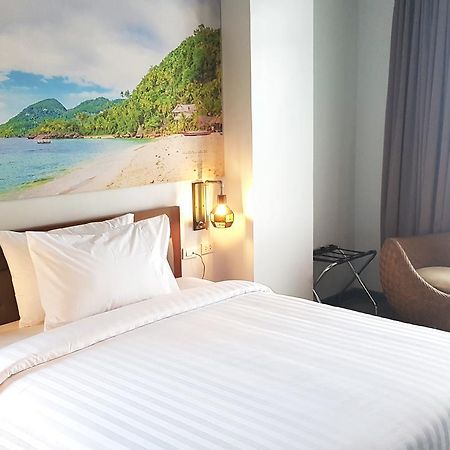 Gq Plaza Hotel Kalibo Ngoại thất bức ảnh