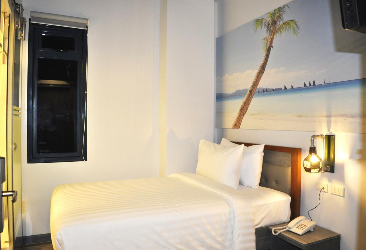Gq Plaza Hotel Kalibo Ngoại thất bức ảnh