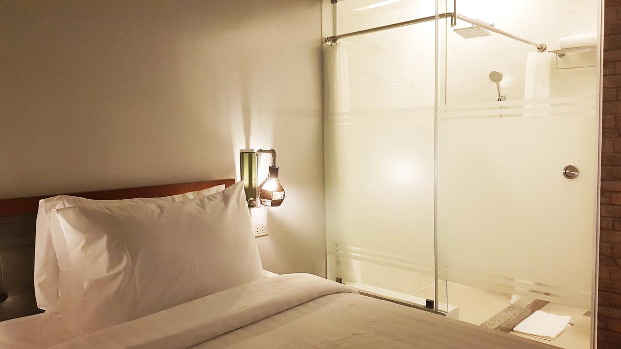 Gq Plaza Hotel Kalibo Ngoại thất bức ảnh