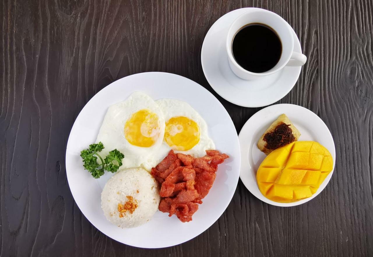 Gq Plaza Hotel Kalibo Ngoại thất bức ảnh